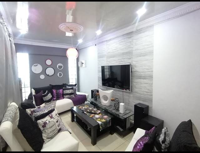3 BEDROOM FREESTANDING SOLD IN JOUBERTON
